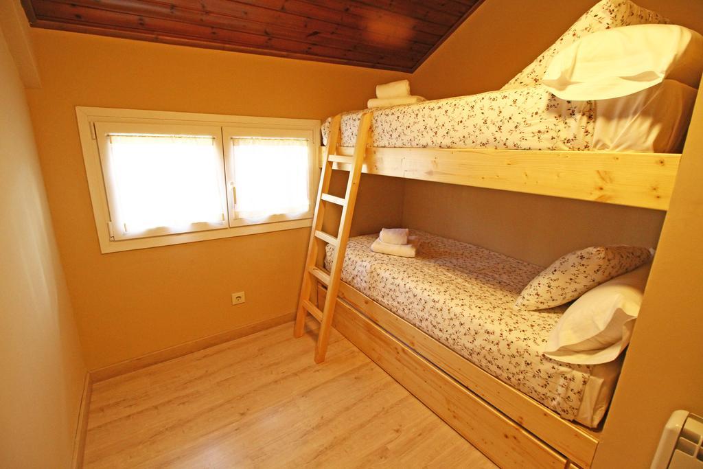 Apartamentos Snoe Mont Romies Salardu Exterior photo