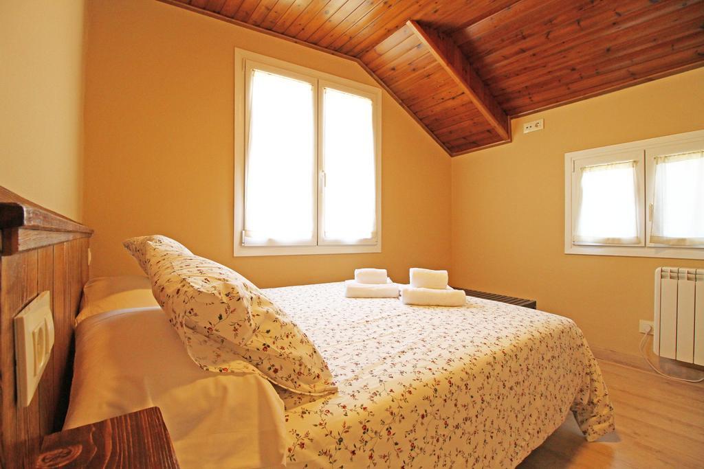 Apartamentos Snoe Mont Romies Salardu Exterior photo